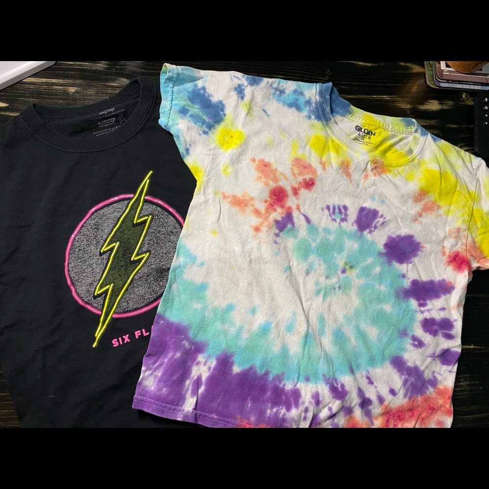 The Flash & Tie Dye shirts! Youth small!